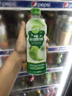 Hình ảnh Nước Dừa Tươi Lạnh Tê