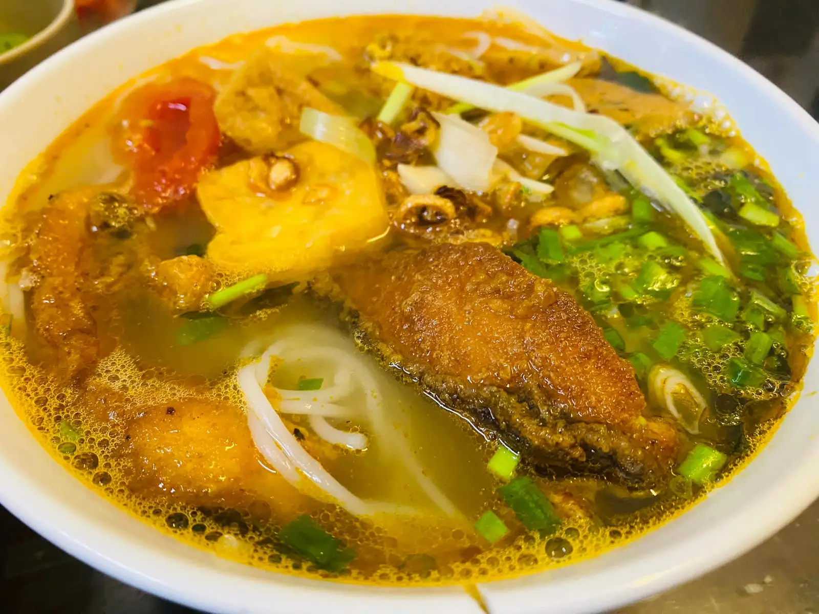 Hình ảnh Bún riêu cua cá chiên giòn