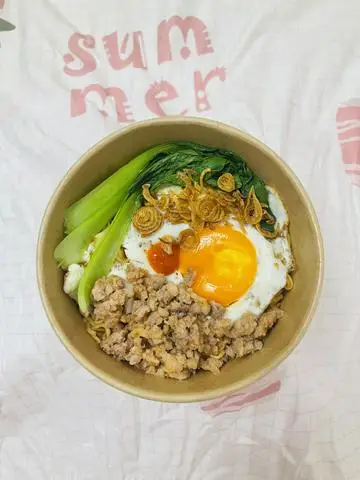 Hình ảnh Mì trộn indomie