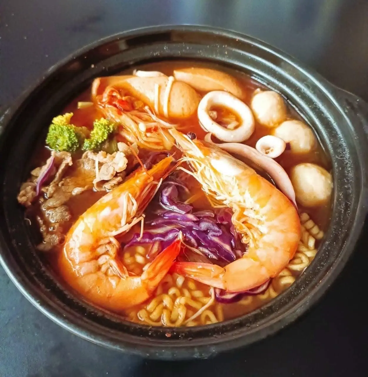 Hình ảnh Mì kim chi hải sản