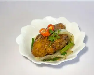 Hình ảnh CƠM GÀ CHIÊN NƯỚC MẮM