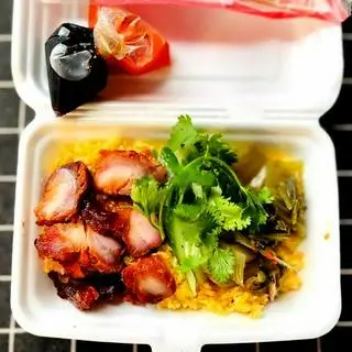 Hình ảnh Cơm chiên xá xíu