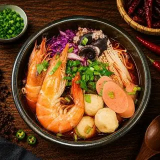 Hình ảnh Mì cay hải sản