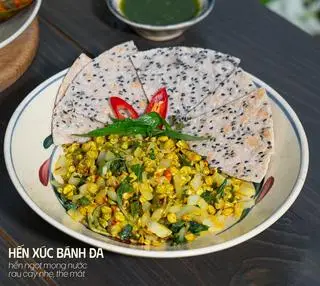 Hình ảnh hến xúc bánh đa