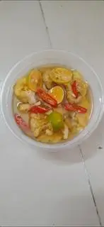 Hình ảnh chân gà rút xương sả tắc ( phần lớn)