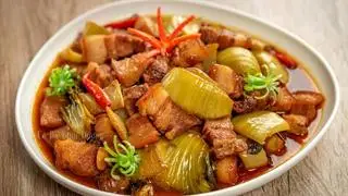 Hình ảnh heo quay kho dưa cải 