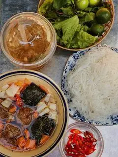 Hình ảnh Bún Chả Hà Nội - Truyền Thống