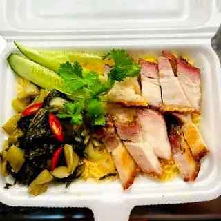 Hình ảnh Cơm chiên heo quay