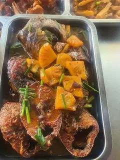 Hình ảnh cá ngừ kho thơm
