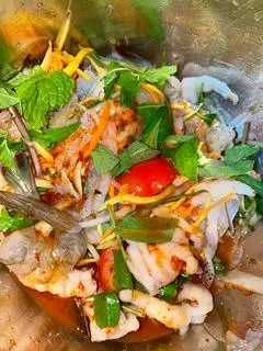Hình ảnh Gỏi thái mix 2 món tự chọn