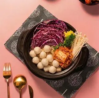 Hình ảnh Mì Cay Kim Chi Cá Viên