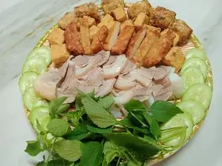 Hình ảnh Bún đậu,Nem rán, Chả cốm 