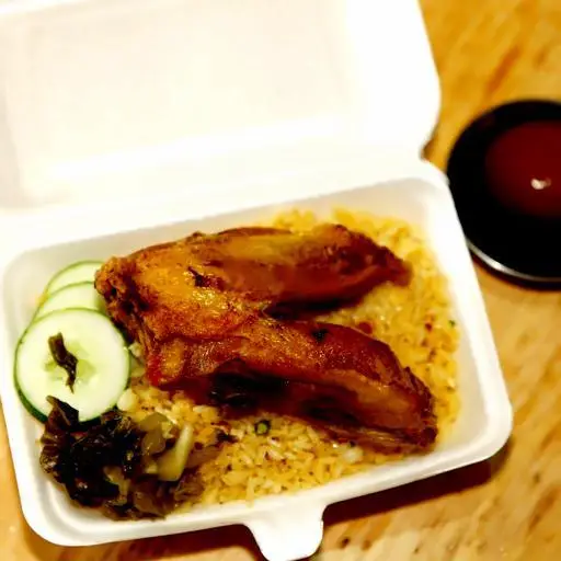 Hình ảnh Cơm Chiên Gà ( Má Đùi )