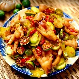 Hình ảnh Chân gà sốt Thái (5-6 chân)