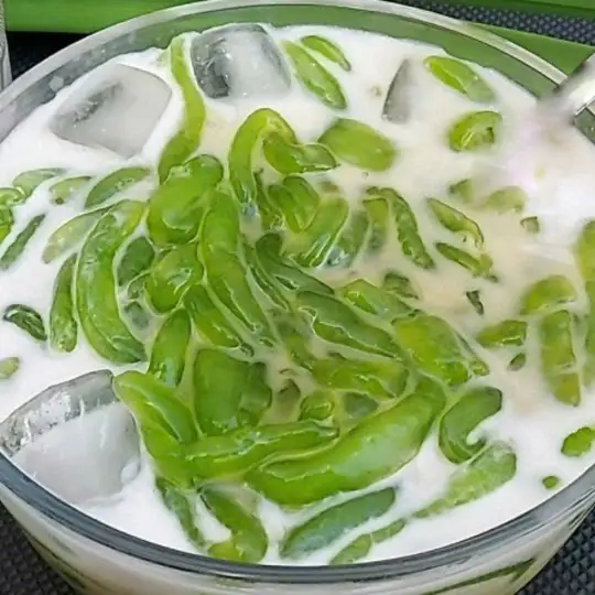 Hình ảnh BÁNH LỌT - NƯỚC CỐT DỪA (Ly/Đá)