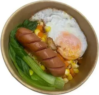 Hình ảnh Mì trộn Indomie Ốp la + Xúc xích 