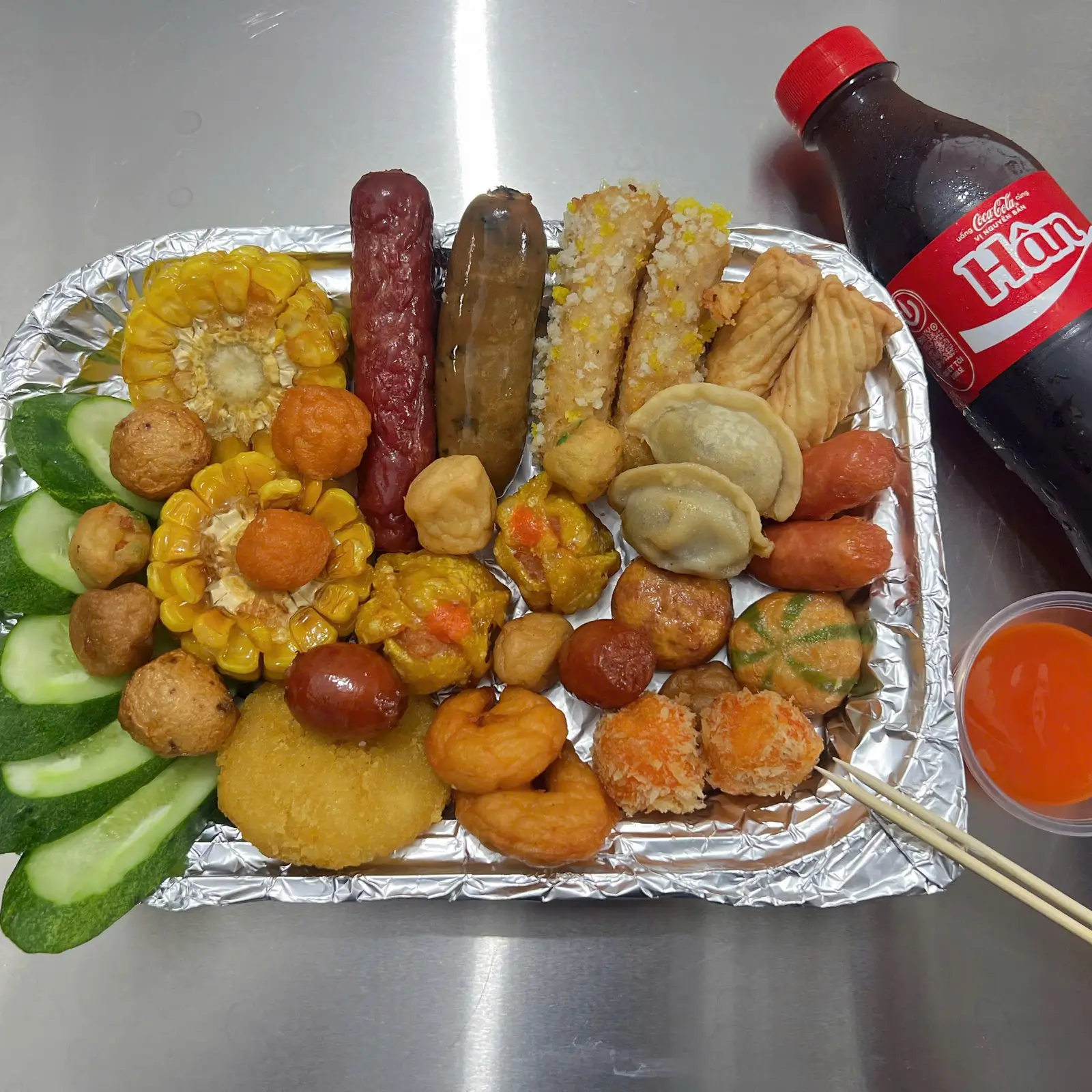 Hình ảnh Combo Ăn Vặt Lớn + 1 Nước