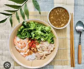 Hình ảnh Bún mắm nêm tôm+ tai heo