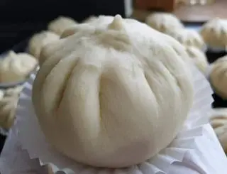 Hình ảnh Bánh bao hấp nhân thịt trứng - 5 cái