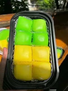 Hình ảnh Hộp 8 bánh mini