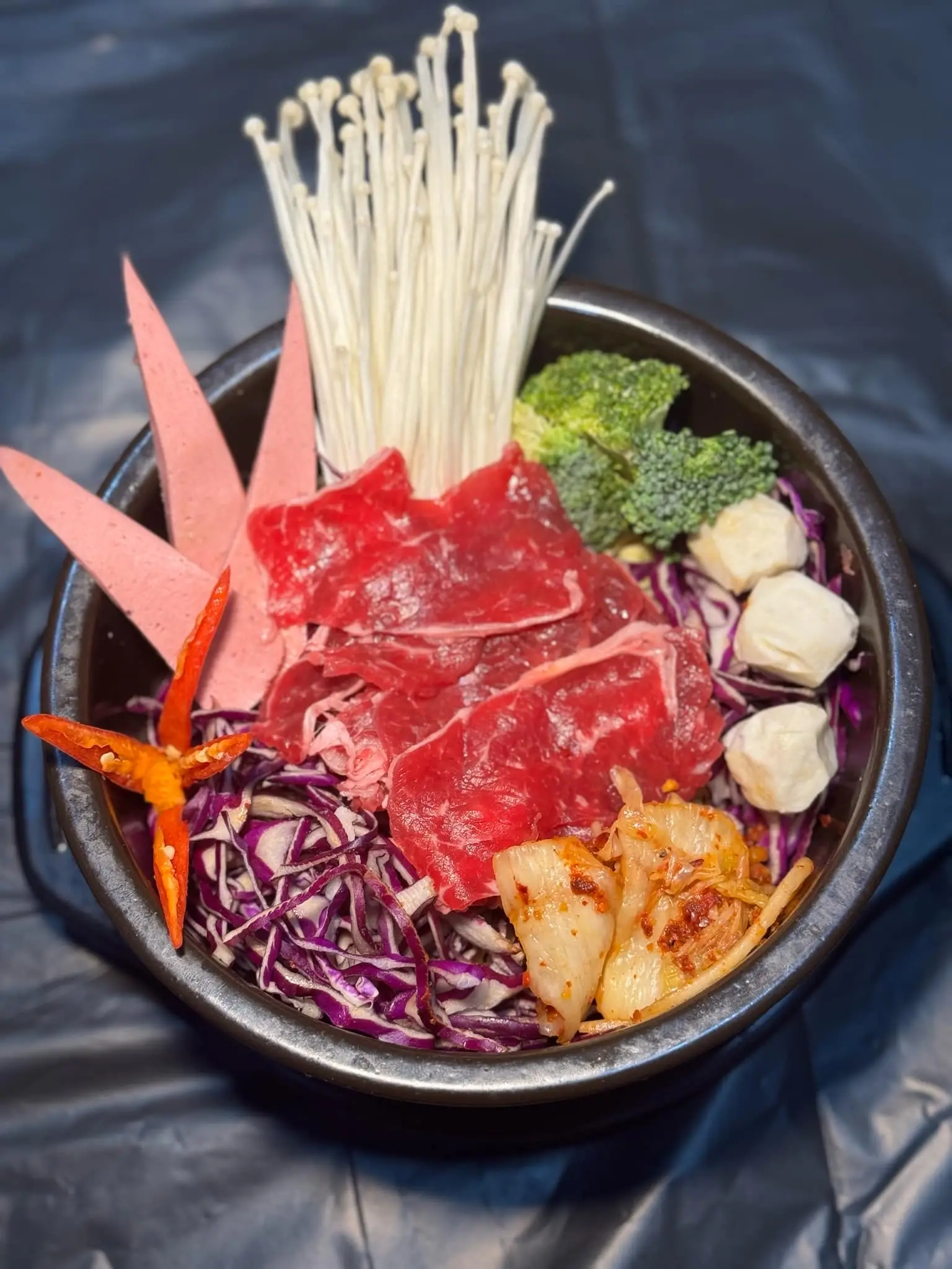 Hình ảnh Mì kim chi bò