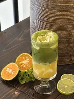 Hình ảnh Matcha latte xoài