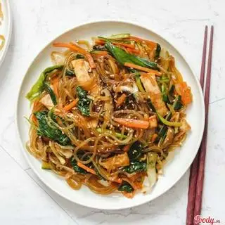 Hình ảnh Miến trộn - japchae