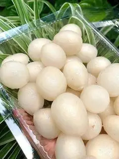 Hình ảnh Chôm Chôm Bóc Vỏ