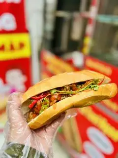 Hình ảnh Bánh mì chả cá