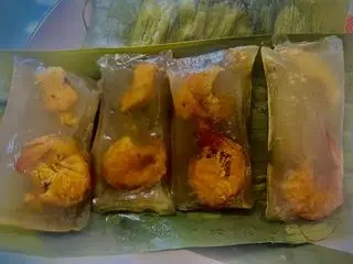 Hình ảnh Bánh lọc Huế - set 10 bánh hấp chín