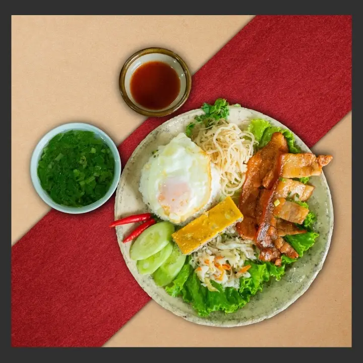 Hình ảnh Cơm Tấm Ba Chỉ bì chả trứng ốp