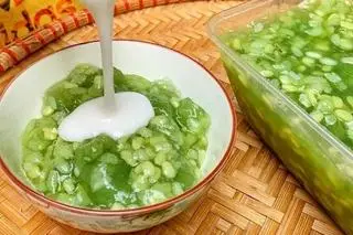 Hình ảnh chè cốm trân châu nhân dừa
