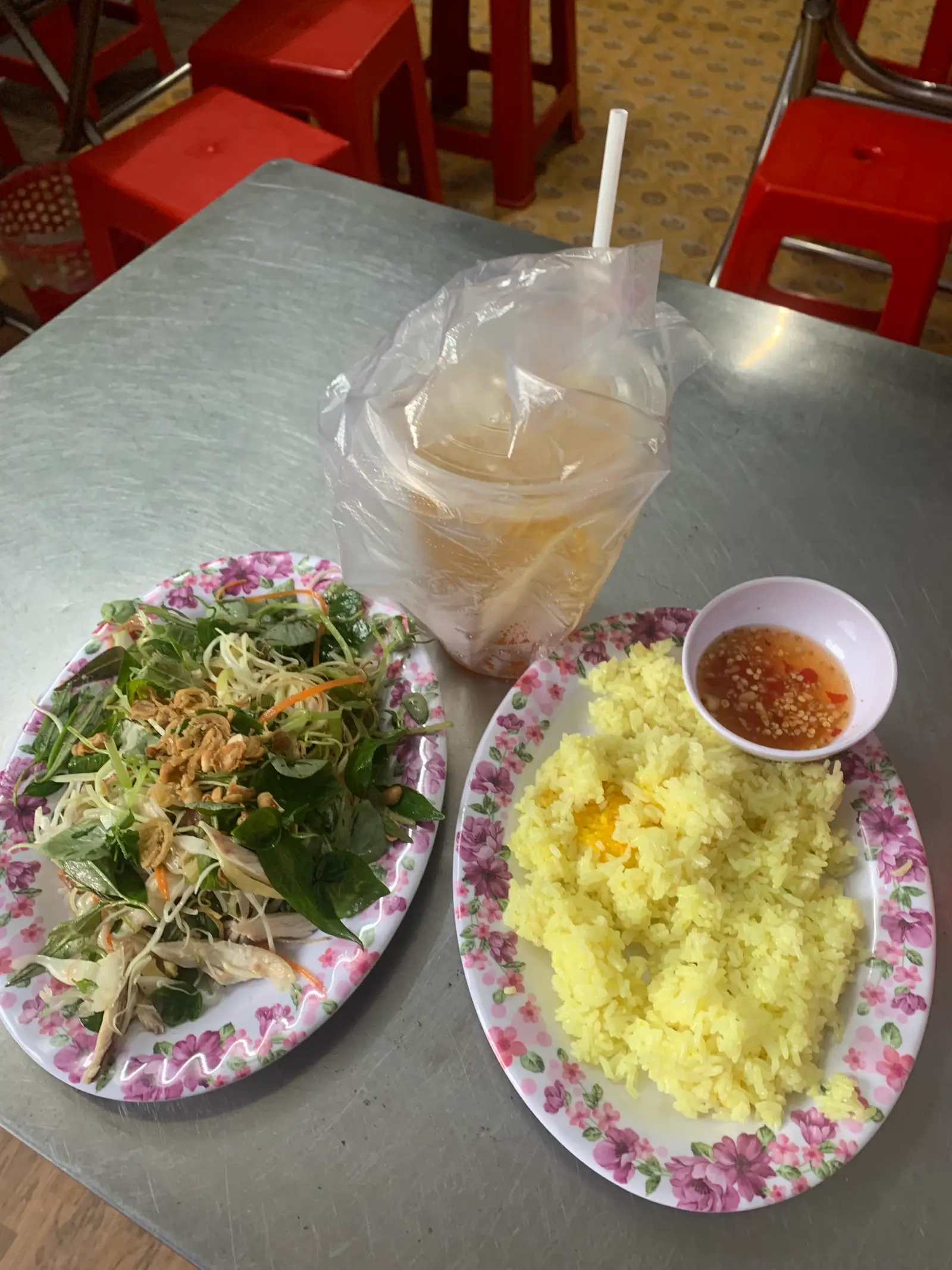 Hình ảnh Cơm gà xé