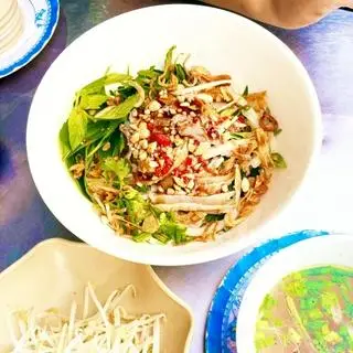 Hình ảnh Mì trộn gà