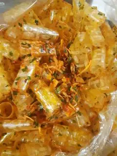 Hình ảnh Bánh Tráng Cuộn Tôm Hành Siêu Ngon 