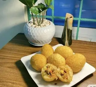 Hình ảnh  2 Xôi gà nấm hương chiên giòn