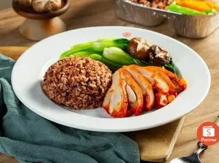 Hình ảnh cơm gạo lứt lườn ngỗng Hun khói áp chảo+ muối vừng, rau + canh 