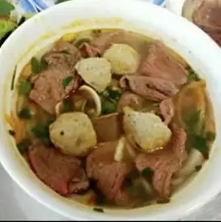 Hình ảnh Bún bò tái,bò viên 