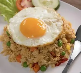 Hình ảnh Cơm trứng chiên 2 trứng