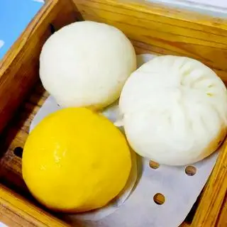 Hình ảnh Combo 3 Bánh Bao Mặn