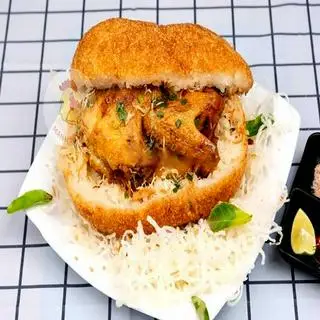 Hình ảnh Gà không lối thoát
