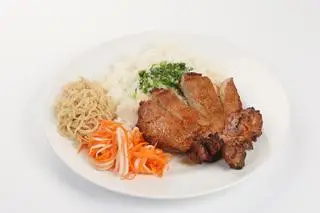 Hình ảnh Cơm tấm sườn bì