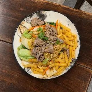 Hình ảnh Nui xào bò