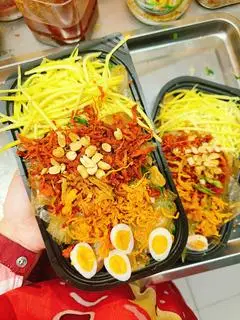 Hình ảnh Bánh Tráng Phơi Sương Trộn