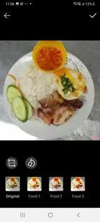 Hình ảnh Cơm Heo quay + Trứng 