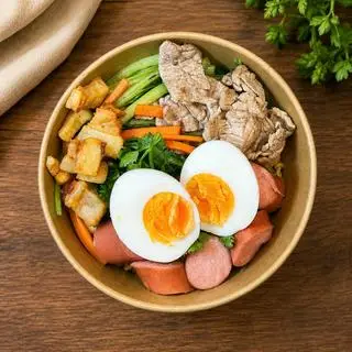 Hình ảnh Mì trộn đặc biệt