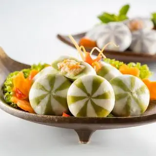 Hình ảnh Bánh bao trứng muối phô mai