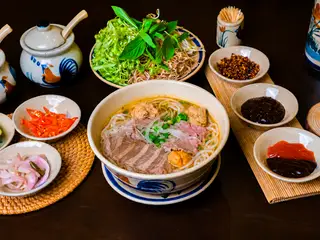 Hình ảnh Bún Bò Tái Nạm Chả