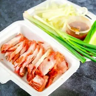 Hình ảnh Thịt ba rọi heo quay - 100g