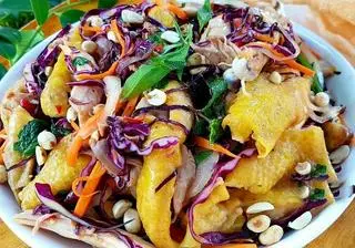 Hình ảnh Cơm đầu, cổ  gà chặt